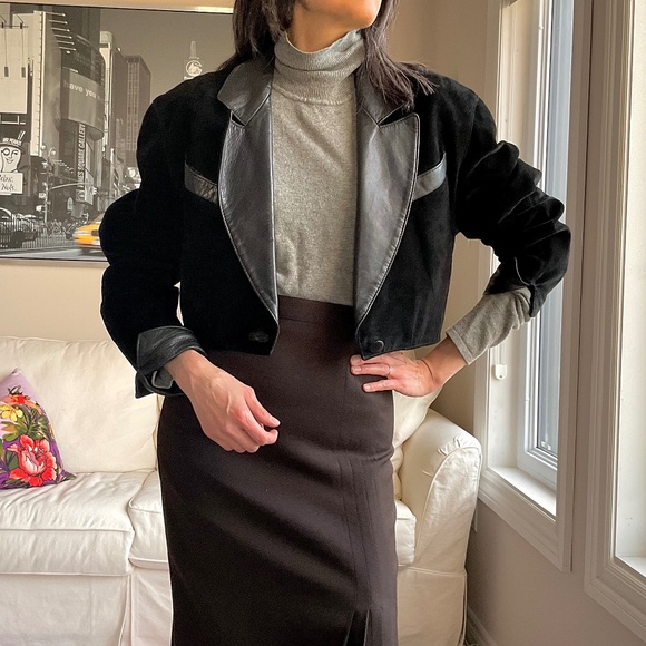 Danier Jackets & Blazers - Danier black leather and suede cropped peaked lapel jacket